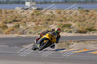 media/Oct-08-2023-CVMA (Sun) [[dbfe88ae3c]]/Race 3 Amateur Supersport Middleweight/